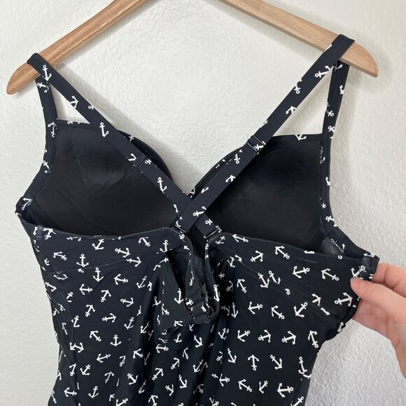Torrid Womens Anchor Print Nautical Black Built in Bra Tankini Swim Top Size 2X - Picture 7 of 9